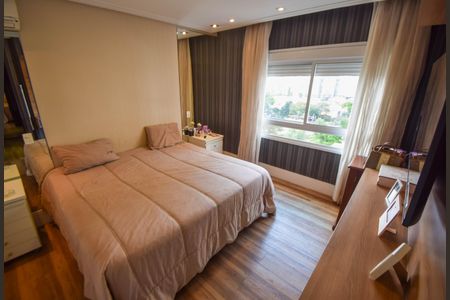 Apartamento à venda com 242m², 4 quartos e 4 vagasSuíte 2