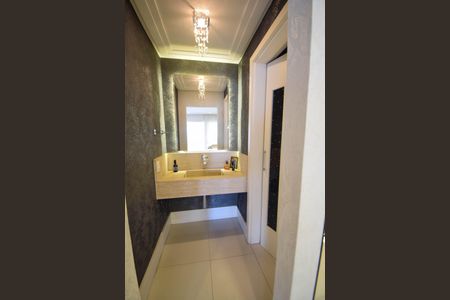 Apartamento à venda com 242m², 4 quartos e 4 vagasLavabo