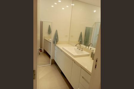 Casa à venda com 180m², 3 quartos e 2 vagas