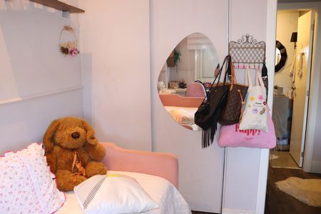 Apartamento para alugar com 83m², 2 quartos e 2 vagasQuarto 