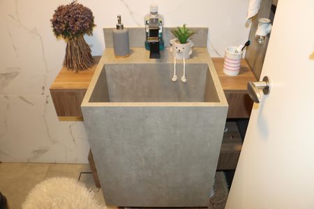 Apartamento para alugar com 83m², 2 quartos e 2 vagasBanheiro Social