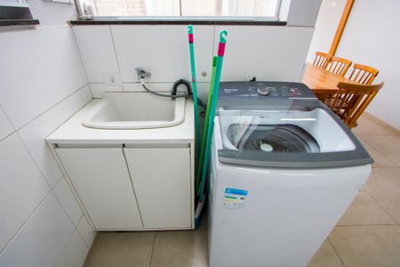 Apartamento à venda com 80m², 2 quartos e 1 vagaÁrea de Serviço