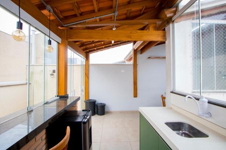 Apartamento à venda com 80m², 2 quartos e 1 vagaÁrea de Serviço