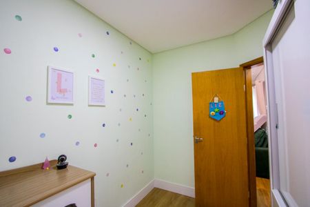 Apartamento à venda com 80m², 2 quartos e 1 vagaQuarto 2