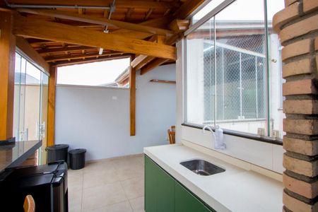 Apartamento à venda com 80m², 2 quartos e 1 vagaÁrea de Serviço