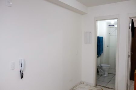 Sala de apartamento para alugar com 2 quartos, 36m² em Metalúrgicos, Osasco