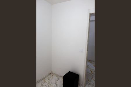 Quarto 1 de apartamento para alugar com 2 quartos, 36m² em Metalúrgicos, Osasco
