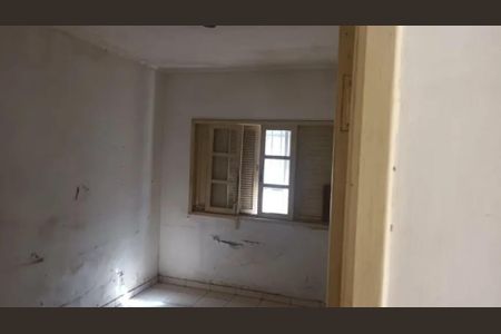 Foto 07 de casa à venda com 4 quartos, 210m² em Parque Boturussu, São Paulo