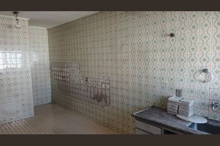 Foto 05 de casa à venda com 4 quartos, 210m² em Parque Boturussu, São Paulo