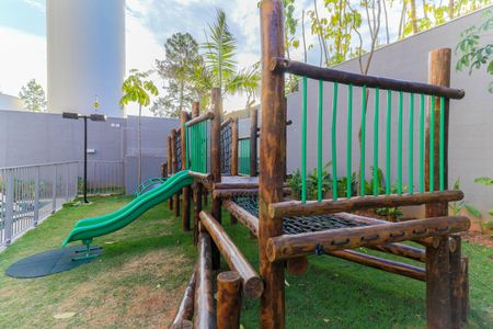 Apartamento para alugar com 34m², 2 quartos e sem vagaÁrea comum - Playground