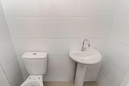 Apartamento para alugar com 34m², 2 quartos e sem vagaBanheiro
