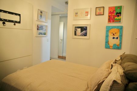 Apartamento à venda com 130m², 3 quartos e 2 vagasSuite 2