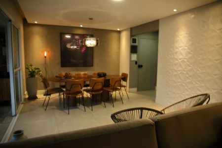 Apartamento à venda com 130m², 3 quartos e 2 vagasSala