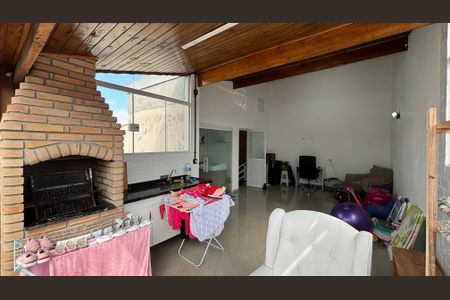 Apartamento à venda com 80m², 2 quartos e 1 vaga Apartamento à venda com 80m², 2 quartos e 1 vagaArea de Serviço