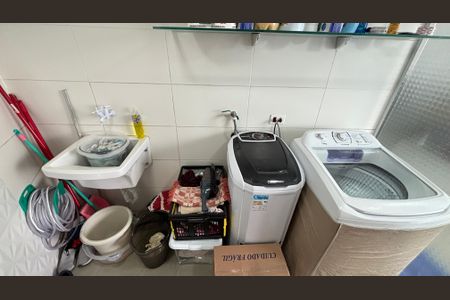 Apartamento à venda com 80m², 2 quartos e 1 vaga Apartamento à venda com 80m², 2 quartos e 1 vagaArea de Serviço