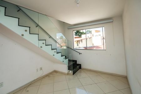 Sala de apartamento à venda com 3 quartos, 8469m² em Floramar, Belo Horizonte