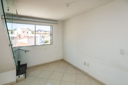 Sala de apartamento à venda com 3 quartos, 8469m² em Floramar, Belo Horizonte