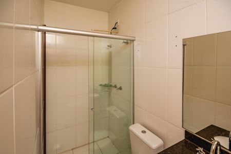 Apartamento à venda com 8469m², 3 quartos e 2 vagasCobertura - Banheiro