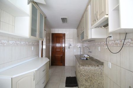 Apartamento à venda com 72m², 2 quartos e 1 vagaCozinha