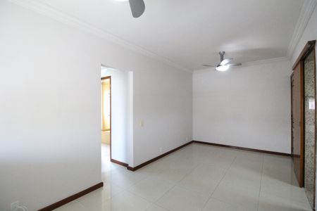 Sala de apartamento à venda com 2 quartos, 72m² em Freguesia (jacarepaguá), Rio de Janeiro