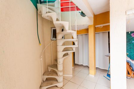 Casa à venda com 107m², 3 quartos e 2 vagas Casa à venda com 107m², 3 quartos e 2 vagasÁrea comum