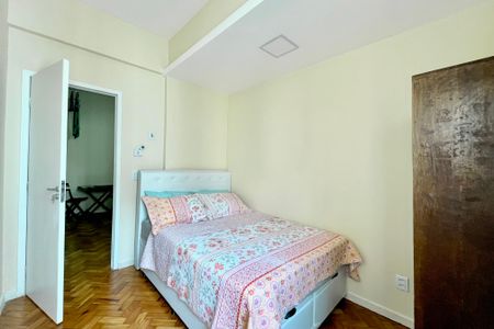 Apartamento à venda com 75m², 2 quartos e 1 vaga