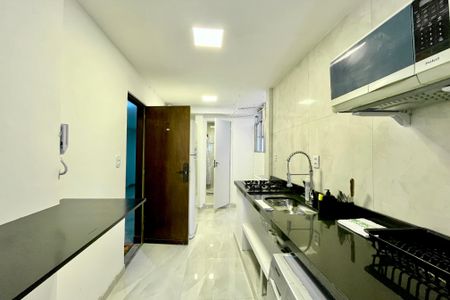 Apartamento à venda com 75m², 2 quartos e 1 vaga