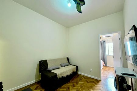 Apartamento à venda com 75m², 2 quartos e 1 vaga