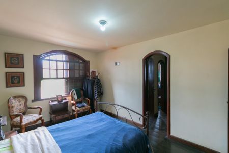 Casa à venda com 480m², 3 quartos e 3 vagasSuíte