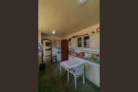 Casa à venda com 480m², 3 quartos e 3 vagasCozinha