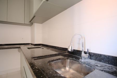 Apartamento para alugar com 43m², 2 quartos e sem vagaCozinha e Área de Serviço