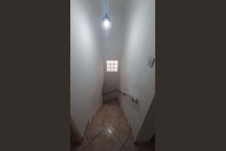 Escada de casa à venda com 2 quartos, 150m² em Vila Camilópolis, Santo André