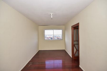 Sala de apartamento à venda com 2 quartos, 60m² em Chácara Agrindus, Taboão da Serra