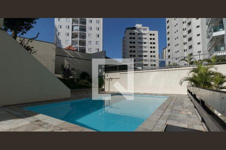 Apartamento à venda com 120m², 3 quartos e 2 vagas Apartamento à venda com 120m², 3 quartos e 2 vagasÁrea comum - Piscina