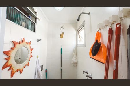 Apartamento à venda com 120m², 3 quartos e 2 vagas Apartamento à venda com 120m², 3 quartos e 2 vagasBanheiro de Serviço