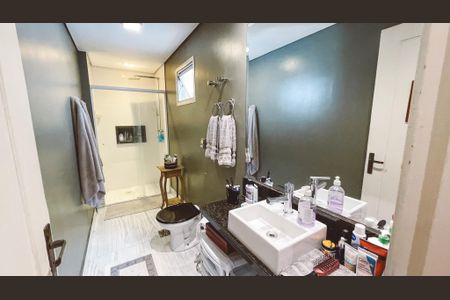 Apartamento à venda com 120m², 3 quartos e 2 vagas Apartamento à venda com 120m², 3 quartos e 2 vagasBanheiro Social