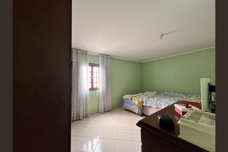 Casa à venda com 250m², 3 quartos e 2 vagasQuarto 1