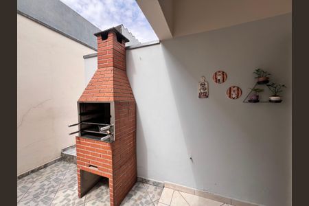 Casa à venda com 250m², 3 quartos e 2 vagasChurrasqueira