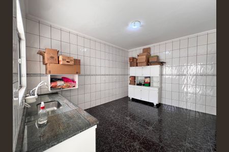 Casa à venda com 250m², 3 quartos e 2 vagasCasa 2 - Cozinha