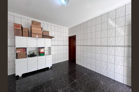 Casa à venda com 250m², 3 quartos e 2 vagasCasa 2 - Cozinha