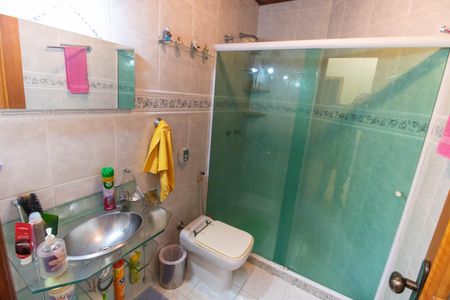 Casa à venda com 89m², 4 quartos e 2 vagasBanheiro Social