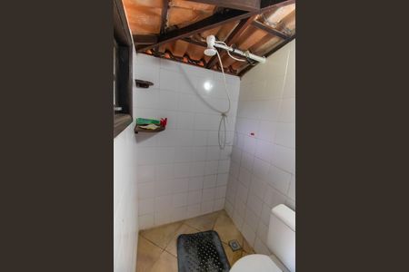 Casa à venda com 89m², 4 quartos e 2 vagasBanheiro de serviço