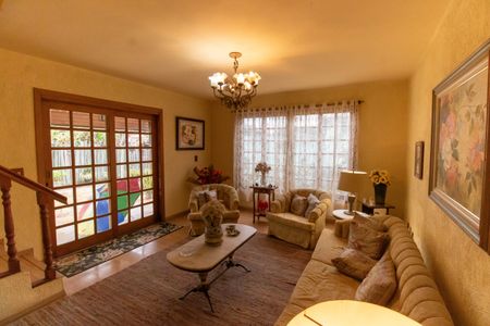 Sala de casa à venda com 3 quartos, 89m² em Serra Grande, Niterói