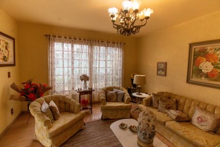 Sala de casa à venda com 3 quartos, 89m² em Serra Grande, Niterói