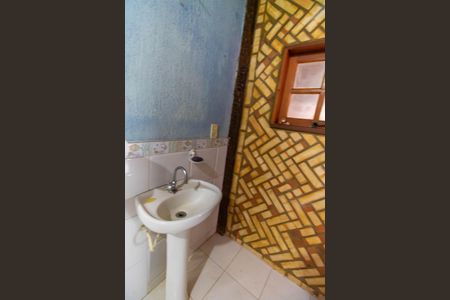 Casa à venda com 89m², 4 quartos e 2 vagasBanheiro da Suíte Extrna