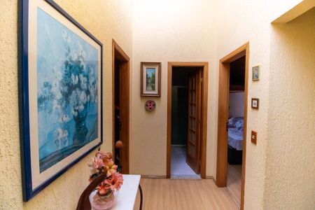 Casa à venda com 89m², 4 quartos e 2 vagasHall