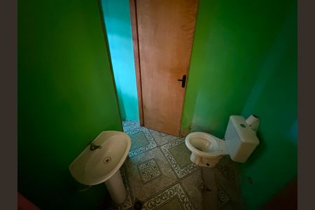 Casa à venda com 191m², 2 quartos e sem vaga Casa à venda com 191m², 2 quartos e sem vagaÁrea comum/banheiro