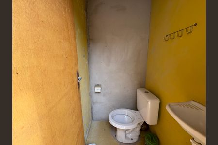 Casa à venda com 191m², 2 quartos e sem vagaÁrea comum/banheiro