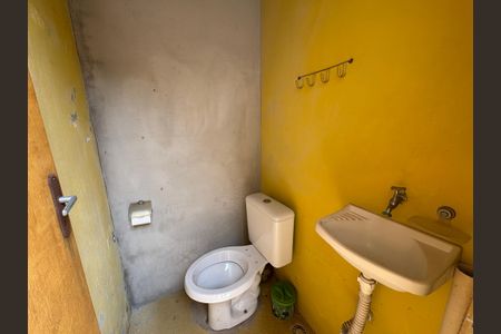 Casa à venda com 191m², 2 quartos e sem vagaÁrea comum/banheiro