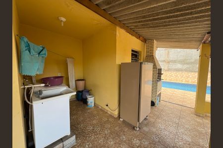 Casa à venda com 191m², 2 quartos e sem vagaÁrea de Serviço